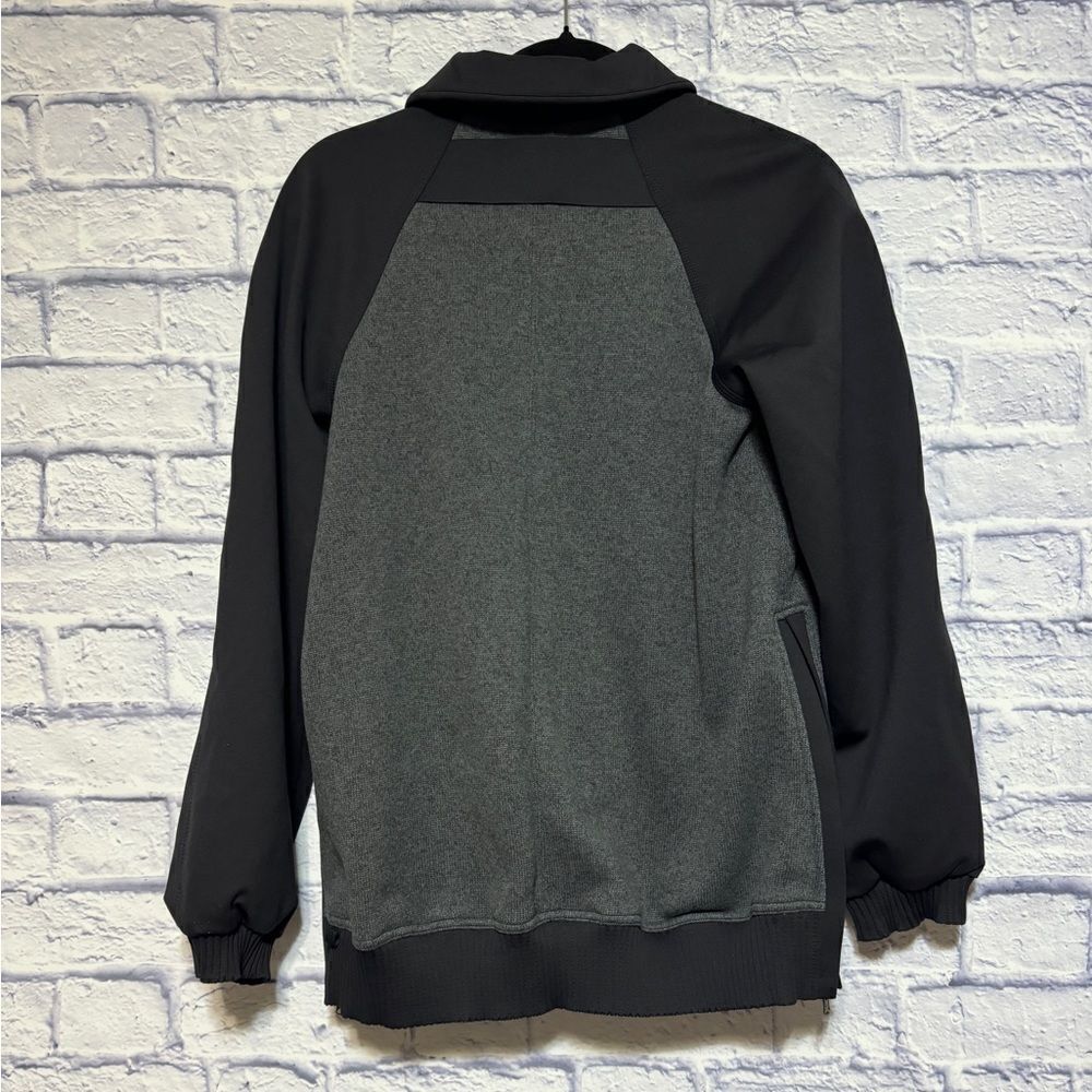 Lululemon Both Ways Bomber
Heathered Black / Black 10/12 - Picture 13 of 16